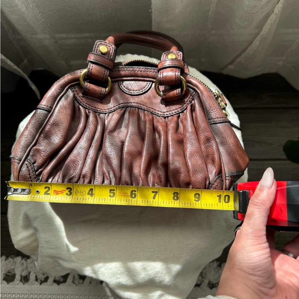 Fossil Fifty-Four (or Fossil 54) Rich Brown Leather Satchel - Picture 3 of 9